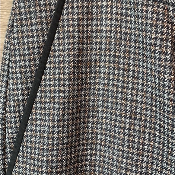 Theory Indura Wool Pant - Picture 4 of 11